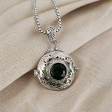 Kensington Manor Charm Collar