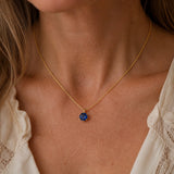 Round Solitaire Colgante Collar