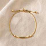 Minimalista Dorado Brazalete