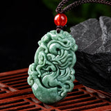Jadeite Dragon Carved Colgante Collar