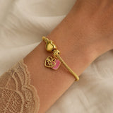 Heirloom Journey Charm Pulsera