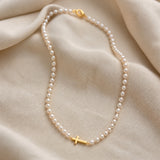 The Eterno Perla Collar
