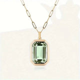 Elegante Esmeralda Paperclip Eslabones Collar