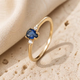 Minimalista Pear Cut Royal Zafiro Anillo