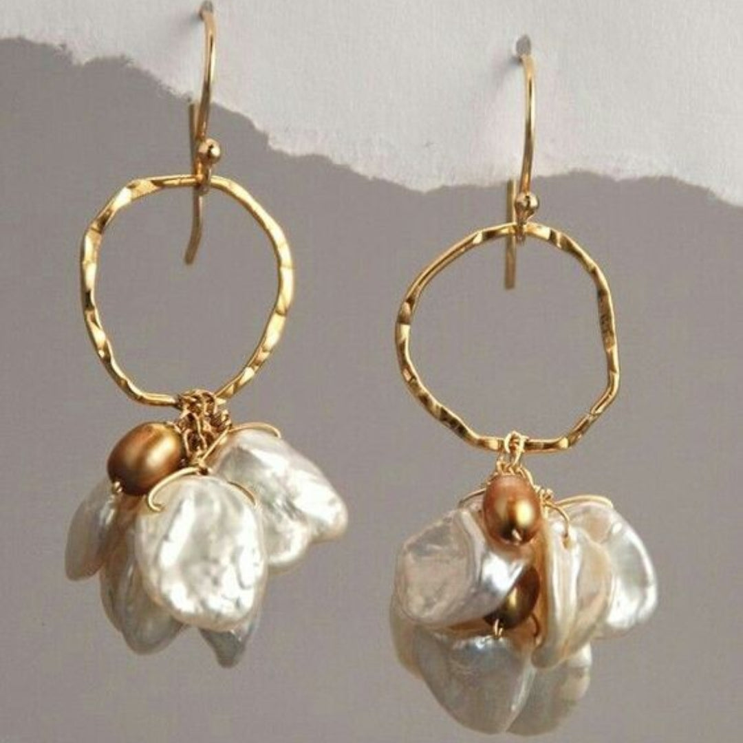 Pendientes Blancos en Oro Vintage