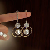 Pendientes con Cultured Perlas y Embezzled Balls