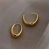 Clásico Golden Aro Pendientes