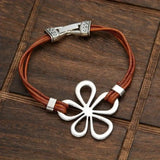 Clásico Plateado Flor Leather Pulsera