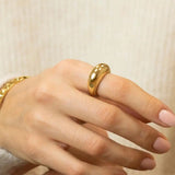Atemporal Golden Arc Anillo