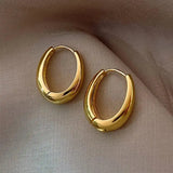 Clásico Golden Aro Pendientes