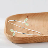 Atemporal Plateado Ópalo Hoja Brazalete