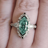 Esmeralda Marquise Halo Anillo