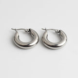 Everyday Essential Aro Pendientes