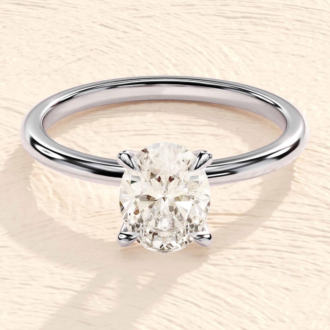 Oval Solitaire Clásico Anillo