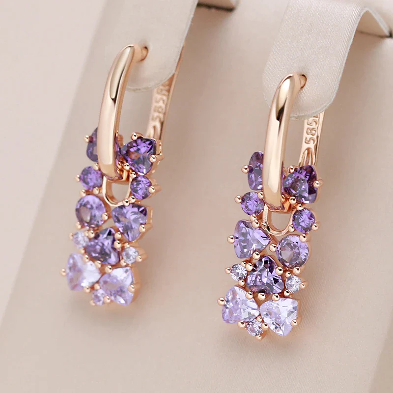 Pendientes Elegantes con Circonitas Moradas en Oro