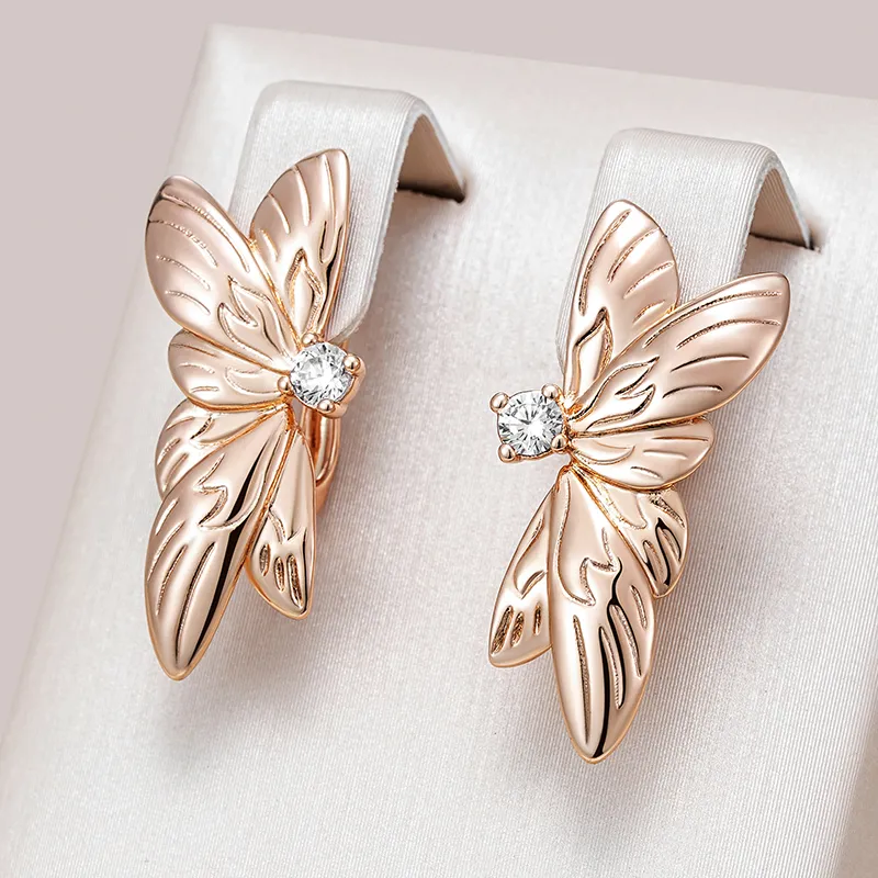 Pendientes Alas de Mariposas Doradas Elegantes