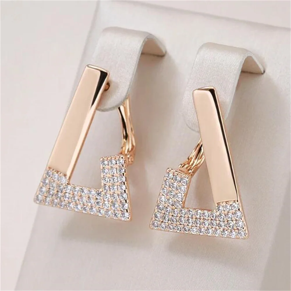 Pendientes Huecos Brillantes Elegantes