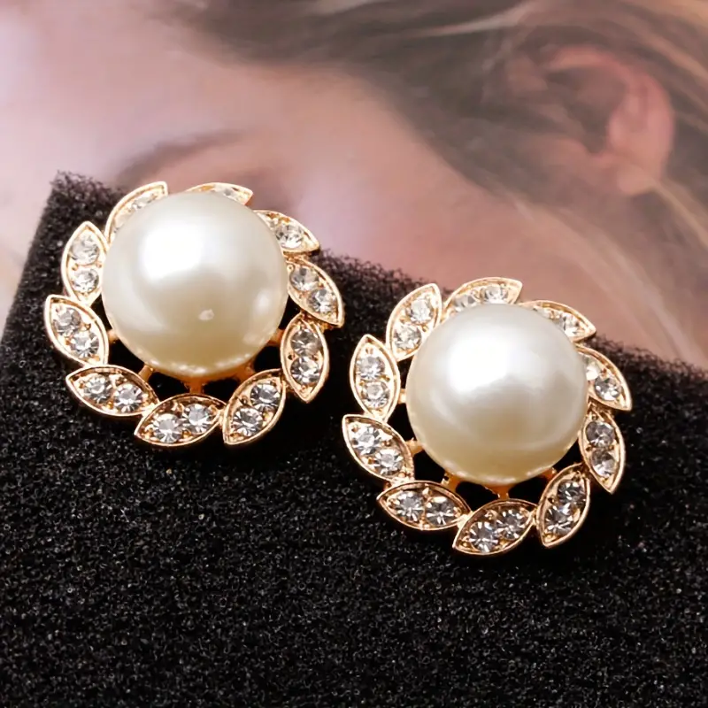 Pendientes con Perlas y Hojas Brillantes Elegantes