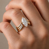 Crown Jewel Dorado Anillo