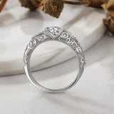 Noble Plateado Circonitas Anillo