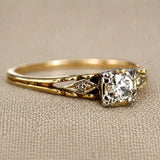 Dazzling Dorado Cristal Anillo